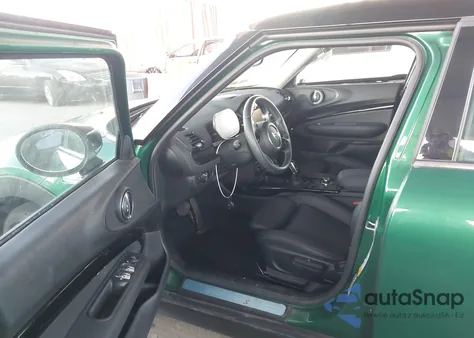 2023 Mini Clubman Cooper S z USA, uszkodzony, nr VIN WMWLV7C01P2T81923